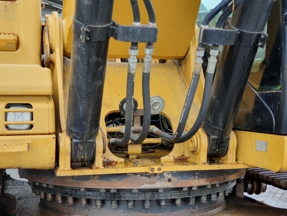 Used-Construction-equipment-Caterpillar-336D-Track-2020_166530_8.jpg