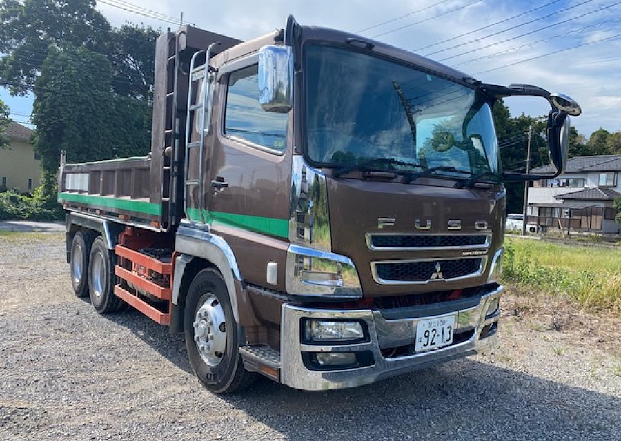 MITSUBISHI FUSO SUPPERGRTATE DUMP TRUCK